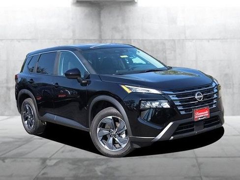 Certified 2026 Nissan Rogue SV FWD image 2