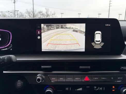 Used 2025 Kia Telluride S image 5