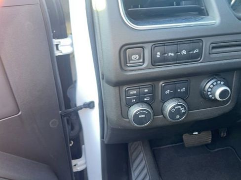 Used 2021 Chevrolet Tahoe LS AWD/4WD image 33