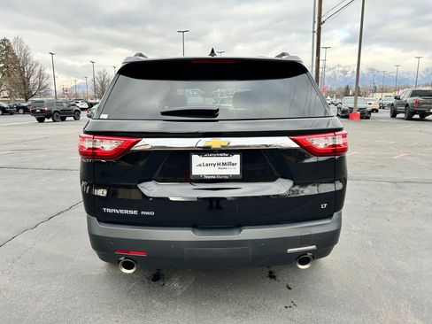 Used 2021 Chevrolet Traverse LT w/ LPO, Floor Liner Package image 4