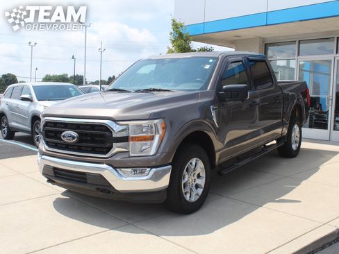 Used 2022 Ford F150 XLT w/ Equipment Group 301A Mid AWD/4WD image 8