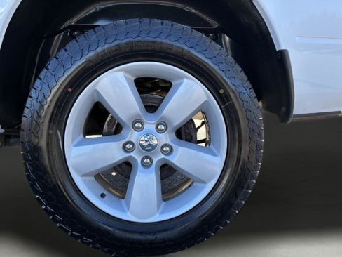 Used 2023 RAM 1500 Classic SLT AWD/4WD image 32