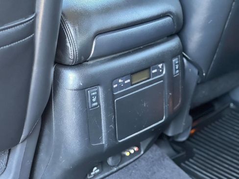 Used 2012 INFINITI QX56 2WD w/ Deluxe Touring Pkg image 21