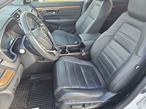 Used 2022 Honda CR-V Touring image 18