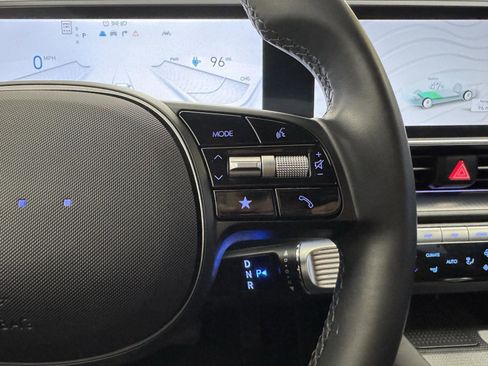 Used 2025 Hyundai Ioniq 6 SEL image 22