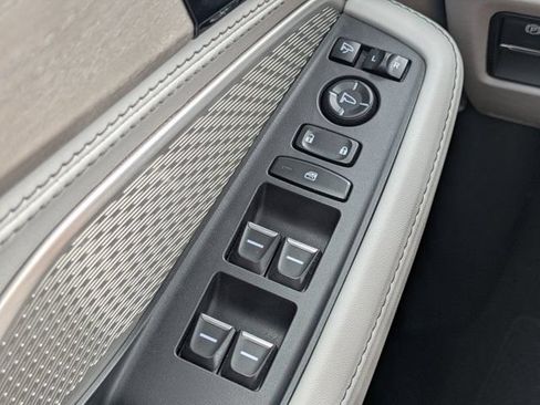 Used 2024 Acura MDX SH-AWD w/ Advance Package image 22