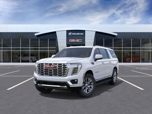 New 2026 GMC Yukon XL Denali w/ Advanced Technology Package AWD/4WD image 8
