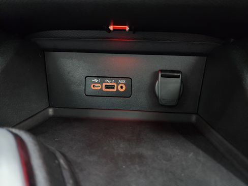 Used 2023 Nissan Sentra SV image 40