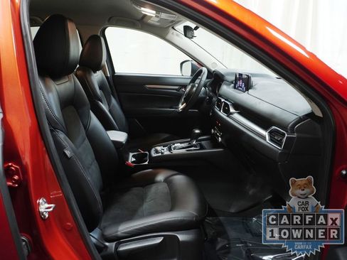 Used 2020 MAZDA CX-5 Touring image 12