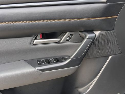 Used 2025 MAZDA CX-50 AWD 2.5 Hybrid w/ Premium Pkg image 13