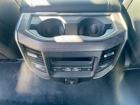 Used 2025 RAM 1500 Laramie AWD/4WD image 23