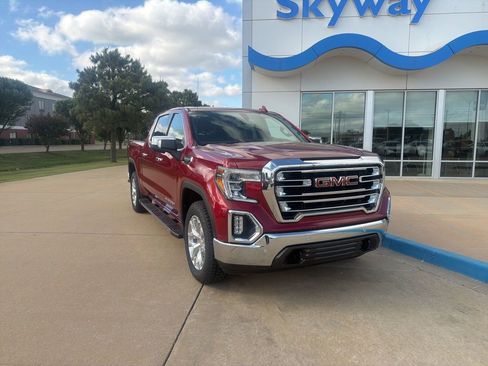 Used 2020 GMC Sierra 1500 SLT image 2