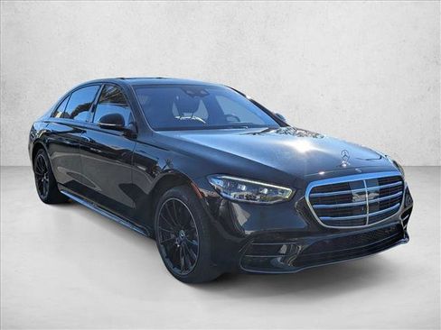 Used 2023 Mercedes-Benz S 580 4MATIC Sedan image 4