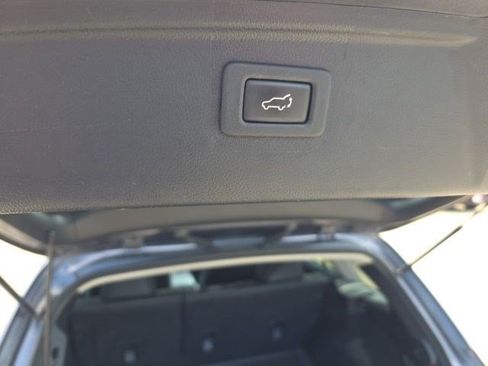 Used 2016 Subaru Outback 2.5i Limited AWD/4WD image 11