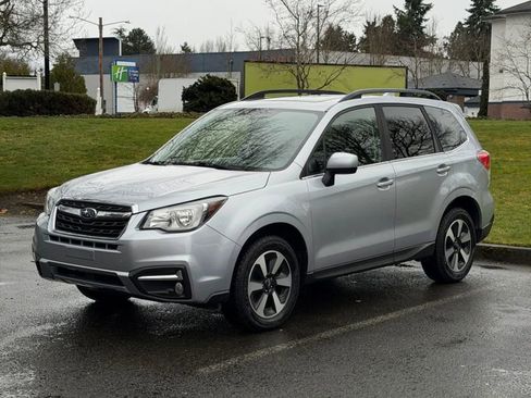 Used 2017 Subaru Forester 2.5i Limited image 16