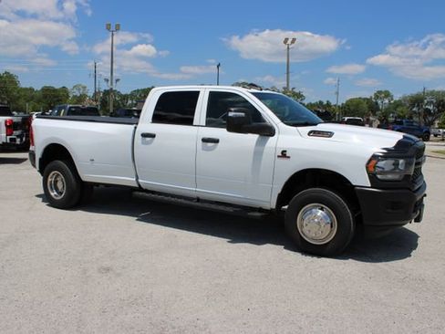 Used 2024 RAM 3500 Tradesman AWD/4WD image 13