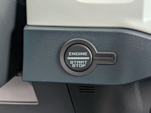 New 2025 Ford Bronco Heritage Edition image 17