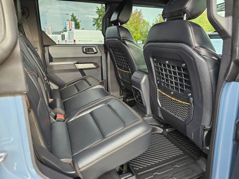 Used 2023 Ford Bronco Badlands AWD/4WD image 15