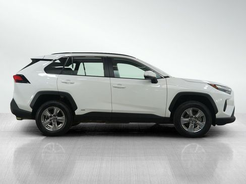 Used 2023 Toyota RAV4 LE image 6