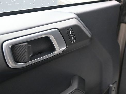 New 2025 Ford Bronco Outer Banks image 7