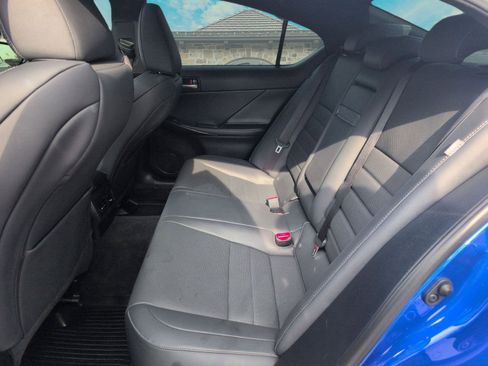 Certified 2024 Lexus IS 350 F Sport image 9