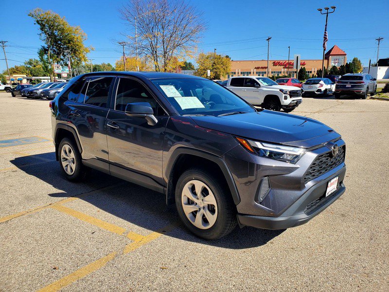 Used 2025 Toyota RAV4 LE FWD image 3