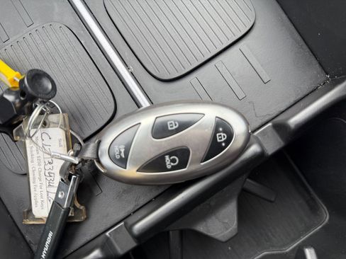 Used 2025 Hyundai Santa Fe SEL image 23