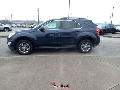 Used 2017 Chevrolet Equinox LT image 14