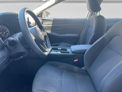 Used 2025 Nissan Sentra S FWD image 10