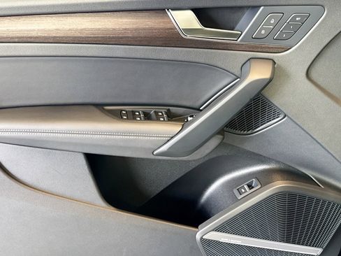 Used 2022 Audi Q5 2.0T Prestige image 17