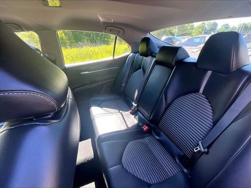 Used 2023 Toyota Camry SE FWD image 15