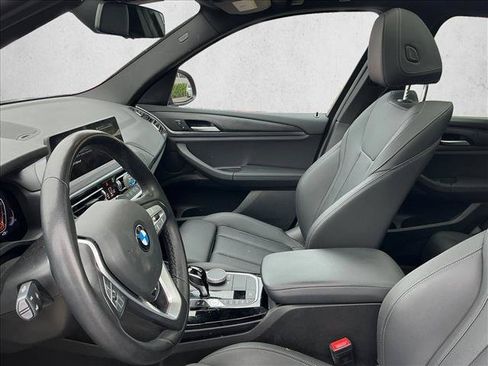 Used 2023 BMW X3 xDrive30i w/ Convenience Package w/ZPA AWD/4WD image 11
