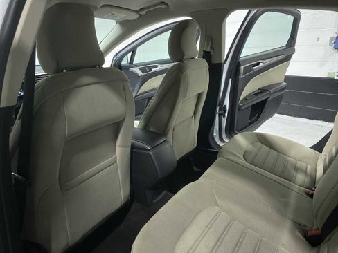 Used 2019 Ford Fusion S image 12