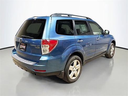 Used 2010 Subaru Forester 2.5X Limited image 7