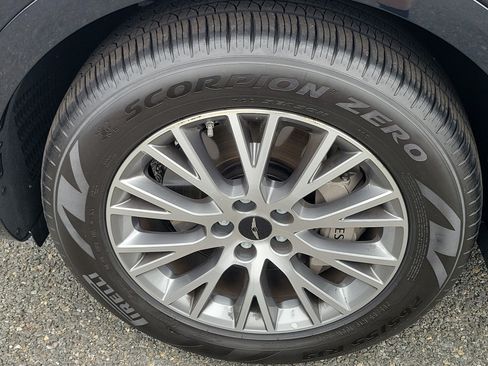 Certified 2026 Genesis GV80 2.5T AWD/4WD image 22