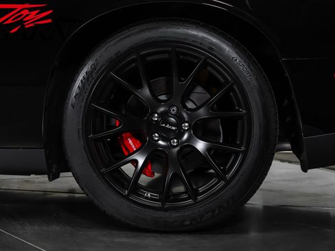 Used 2015 Dodge Challenger SRT Hellcat RWD image 19
