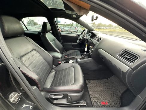 Used 2013 Volkswagen Jetta GLI Autobahn FWD image 13