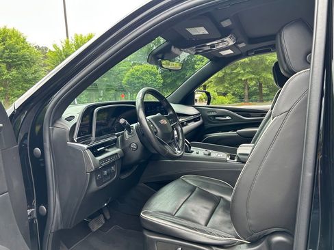 Used 2022 Cadillac Escalade ESV Sport w/ Touring Package AWD/4WD image 38