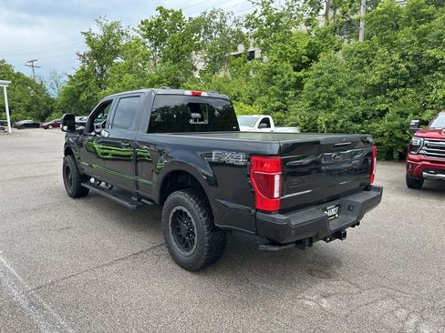 Used 2022 Ford F250 Lariat w/ Black Appearance Package AWD/4WD image 7