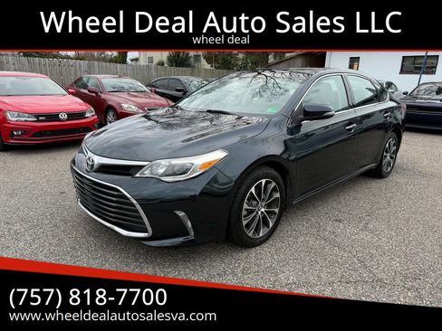 Used 2016 Toyota Avalon XLE image 1