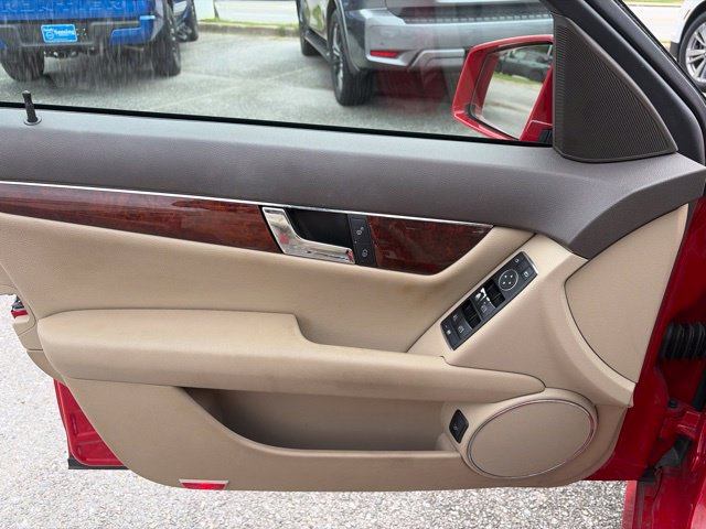 Used 2011 Mercedes-Benz C 300 Sedan image 27