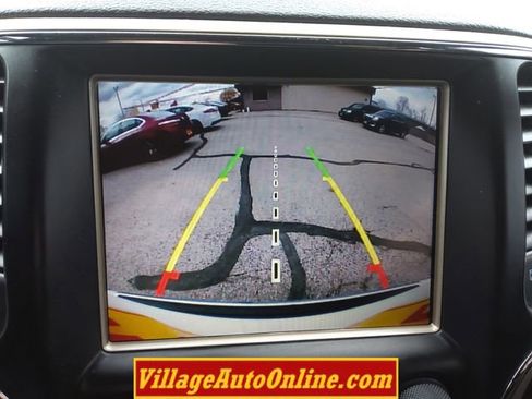 Used 2015 Jeep Grand Cherokee Limited w/ Luxury Group II AWD/4WD image 23