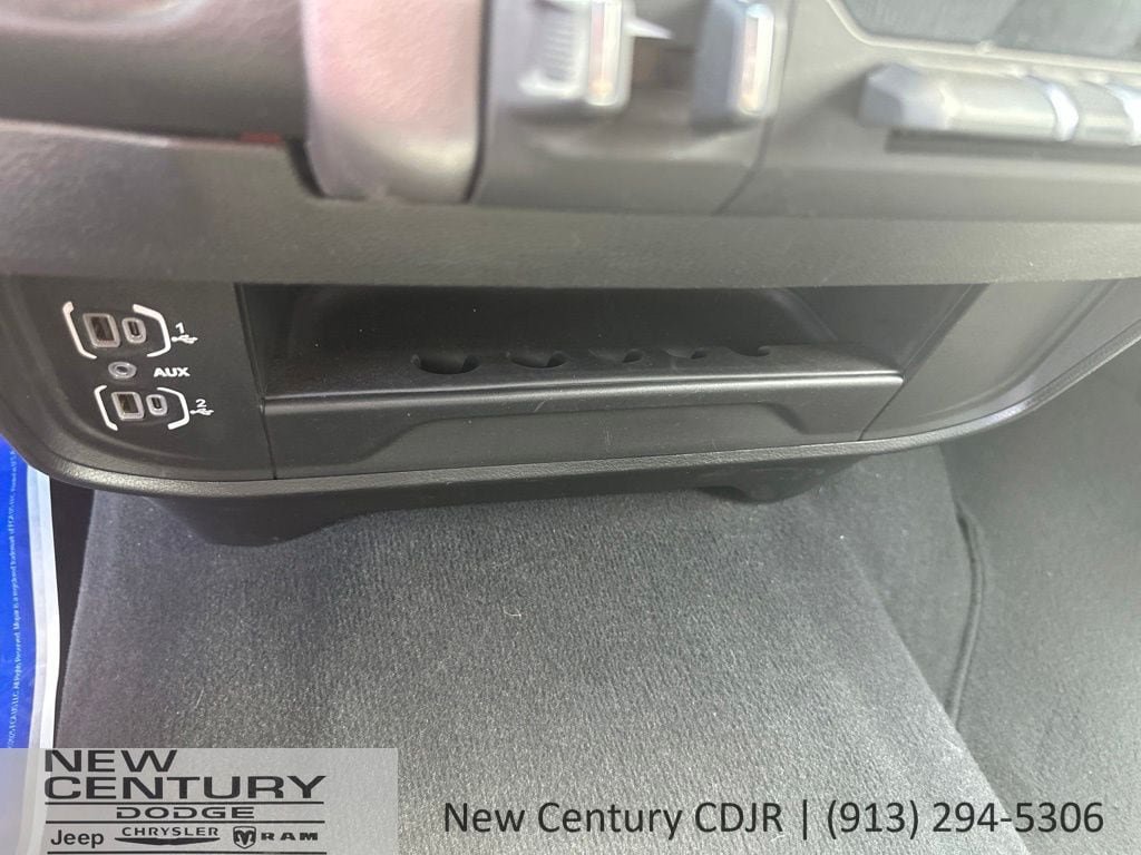 Used 2024 RAM 2500 Big Horn AWD/4WD image 23