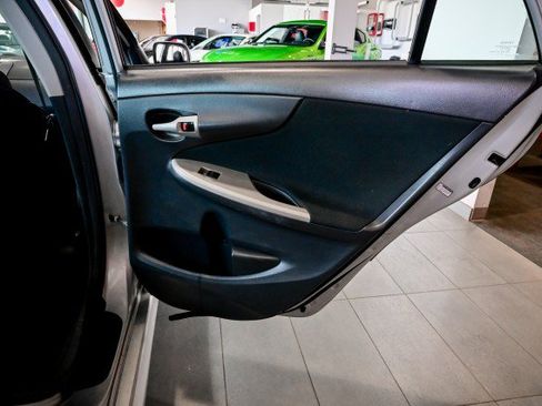 Used 2012 Toyota Corolla S FWD image 21
