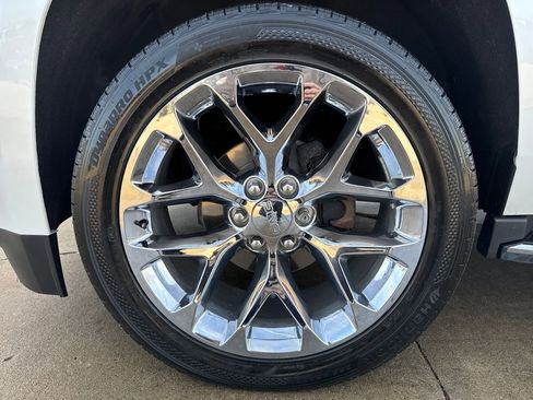 Certified 2020 GMC Yukon Denali w/ Open Road Package image 12