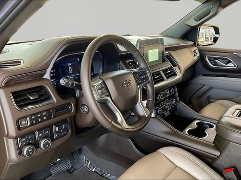 Used 2024 Chevrolet Tahoe Z71 w/ Off-Road Capability Package AWD/4WD image 12