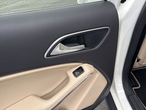 Used 2018 Mercedes-Benz GLA 250 GLA 250 image 19