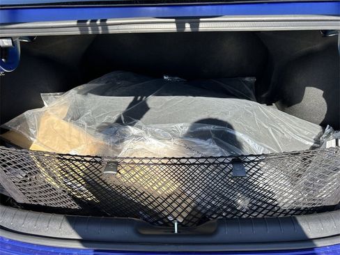 New 2025 Hyundai Elantra SE image 17