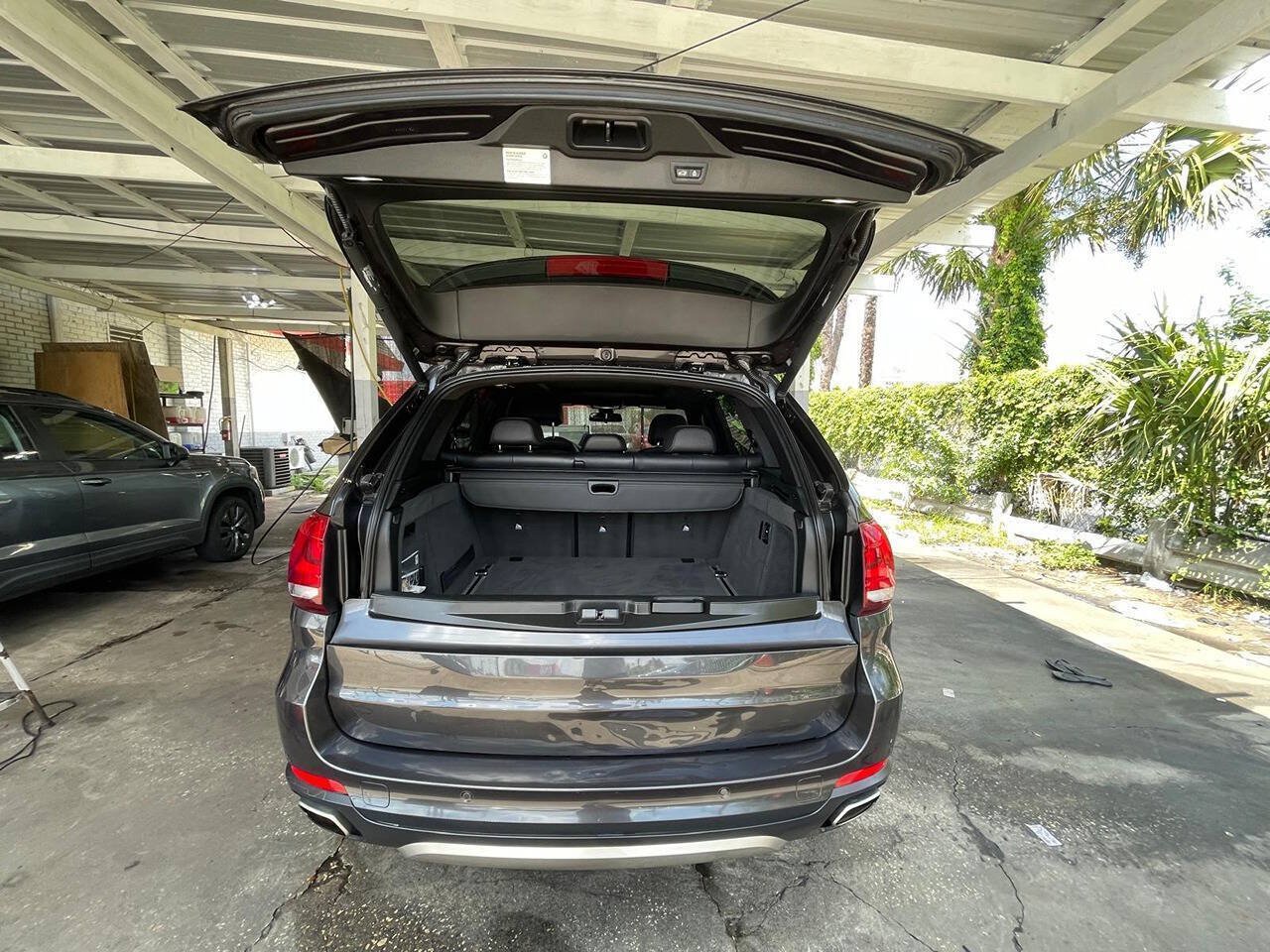 Used 2018 BMW X5 xDrive35i w/ Driving Assistance Package AWD/4WD image 12
