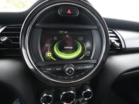 Used 2017 MINI Cooper 2-Door Hardtop FWD image 11
